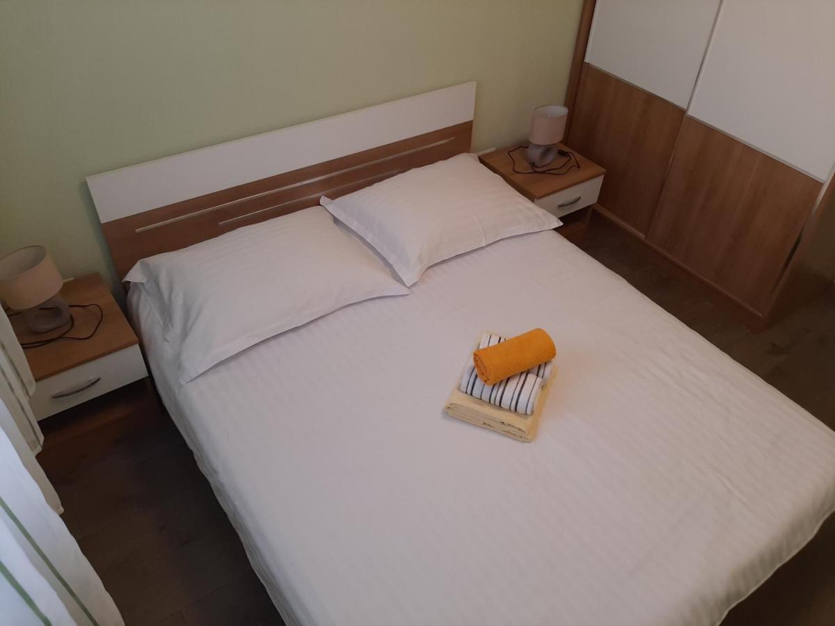 נובי ווינודולסקי Apartments Pavelic מראה חיצוני תמונה