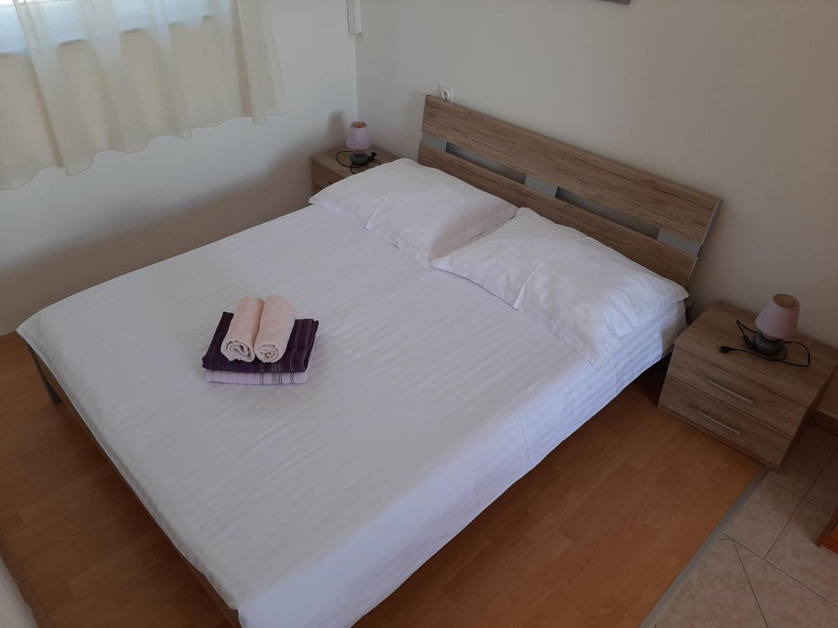 נובי ווינודולסקי Apartments Pavelic מראה חיצוני תמונה