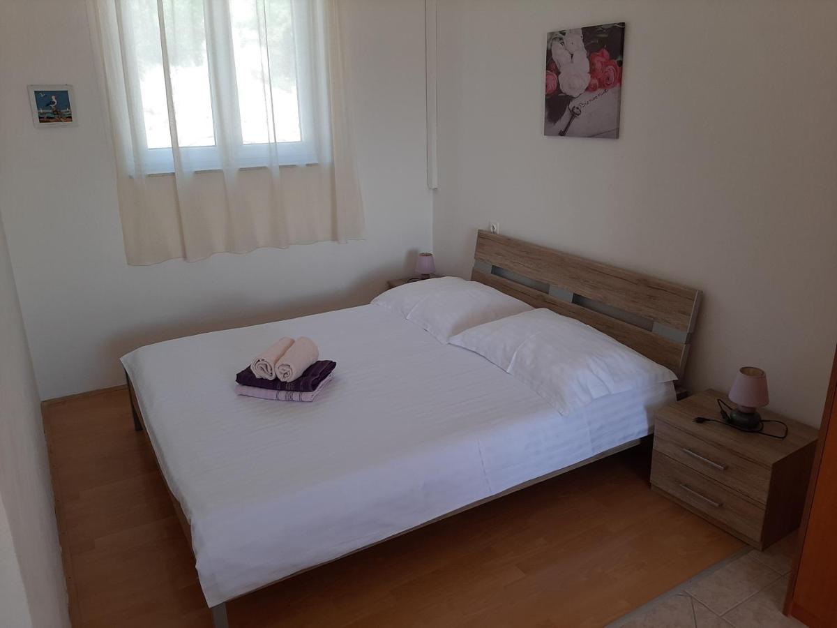 נובי ווינודולסקי Apartments Pavelic מראה חיצוני תמונה